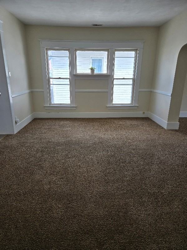 718 W 23rd St - Photo 7 of 10