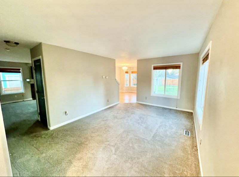 403 173rd St S - Photo 2 of 18