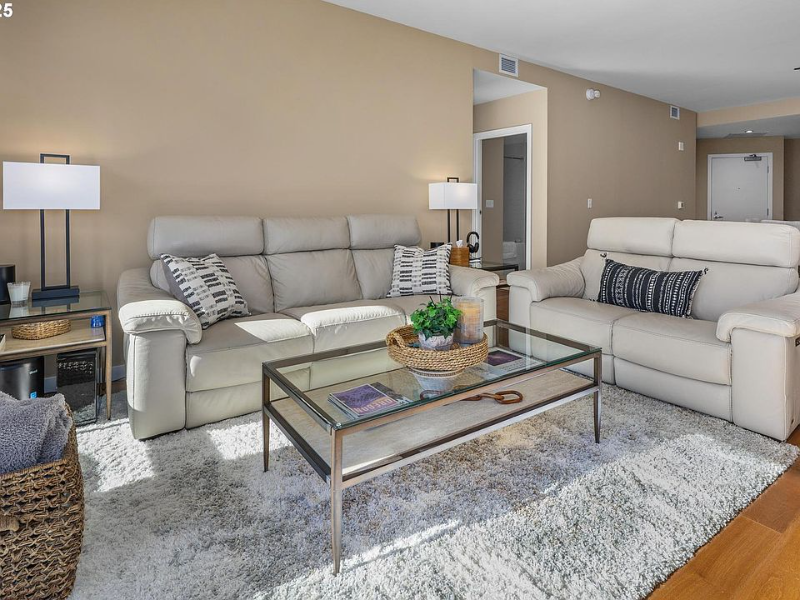 2351 Nw Westover Rd - Photo 5 of 15