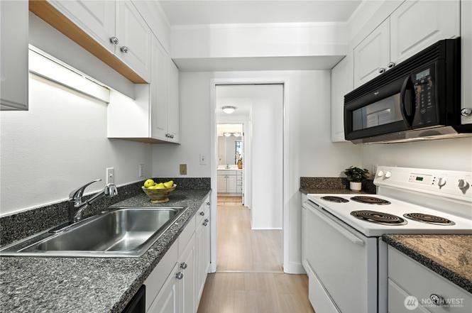 2101 3rd Ave #160 - Photo 2 of 15