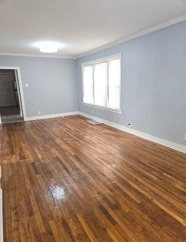 11747 S Lafayette Ave #1 - Photo 2 of 8