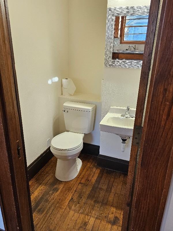 1926 7th St - Photo 4 of 20