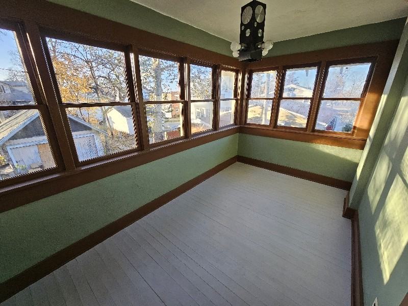 1926 7th St - Photo 7 of 20