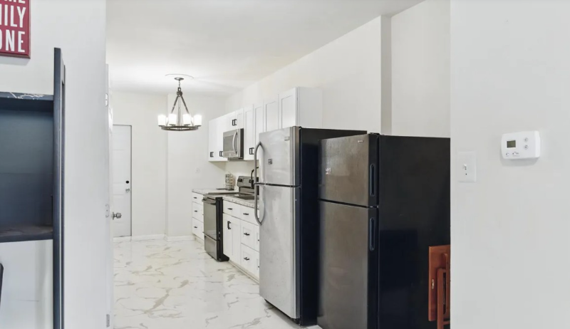 1414 E Oliver St - Photo 7 of 9