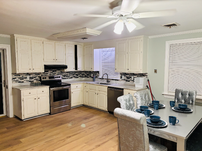 624 Barcliff Rd - Photo 4 of 11