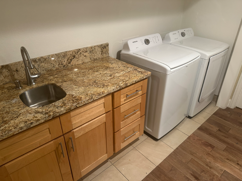 648 Arrowhead Dr - Photo 7 of 9