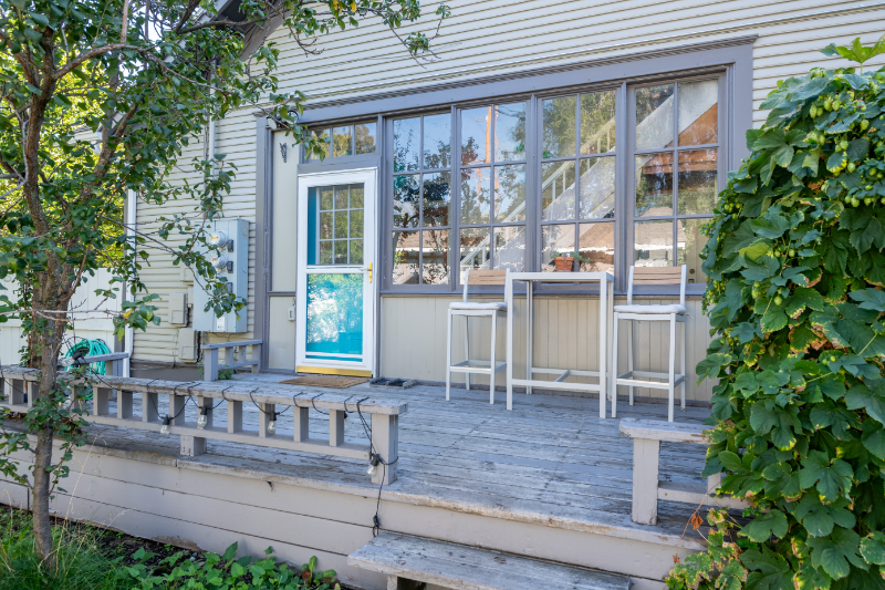 540 E Pine St #B - Photo 3 of 16