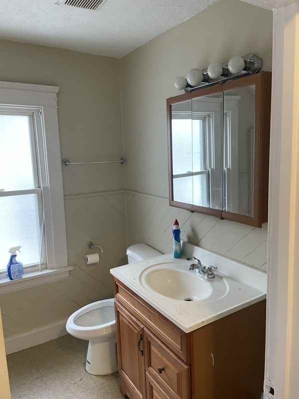 3114 Ruby Ave - Photo 4 of 7