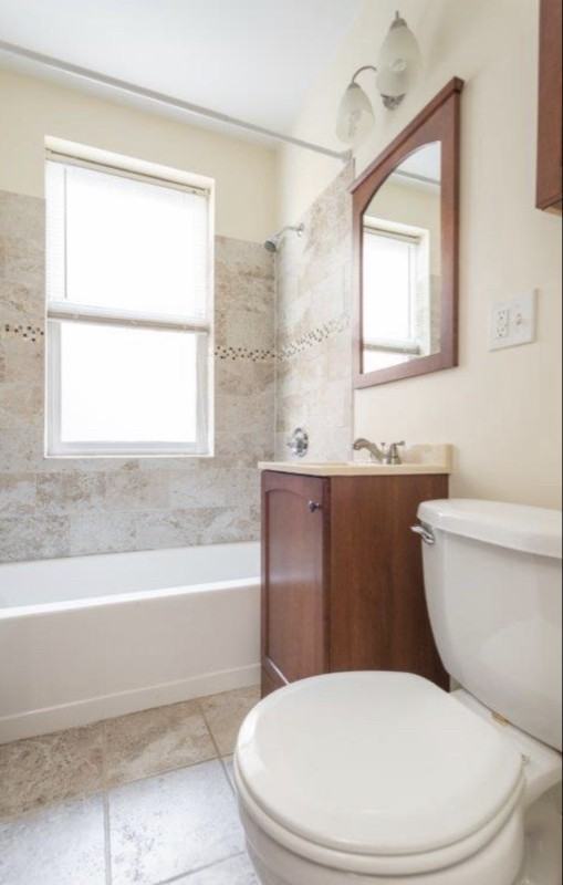 136 Highland Ave - Photo 3 of 6