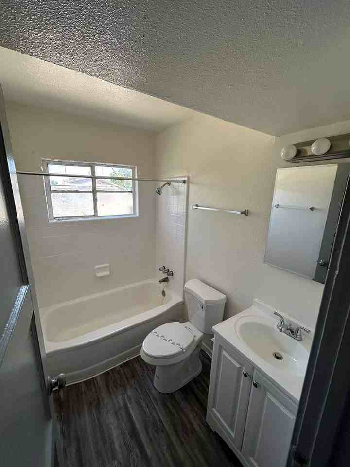 2511 E Cameron Vis - Photo 7 of 8
