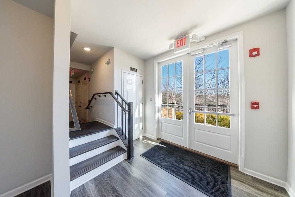 225 Britten Pass - Photo 2 of 38