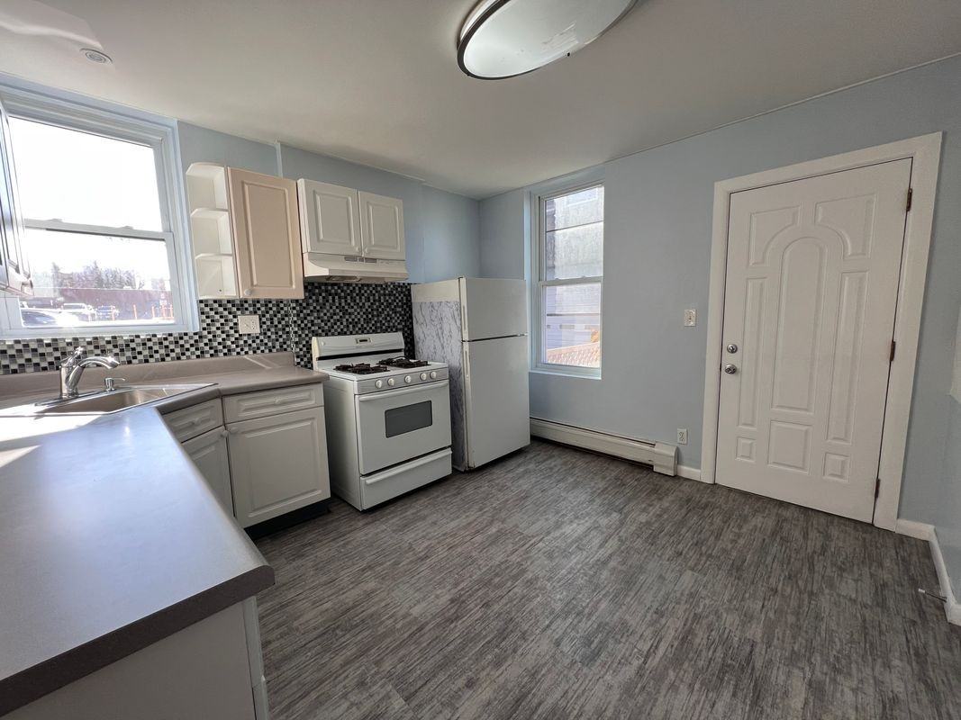 1101 43rd St ##1 - Photo 2 of 14