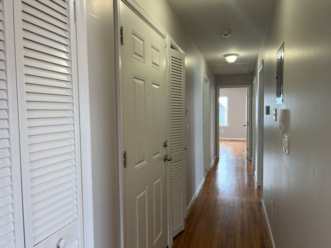 33 Mcadoo Ave ##3 - Photo 4 of 19