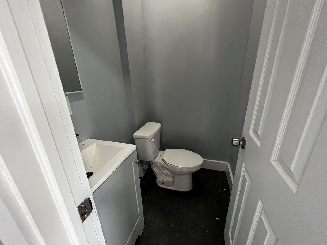 237239 S 7th St ##2r - Photo 6 of 17