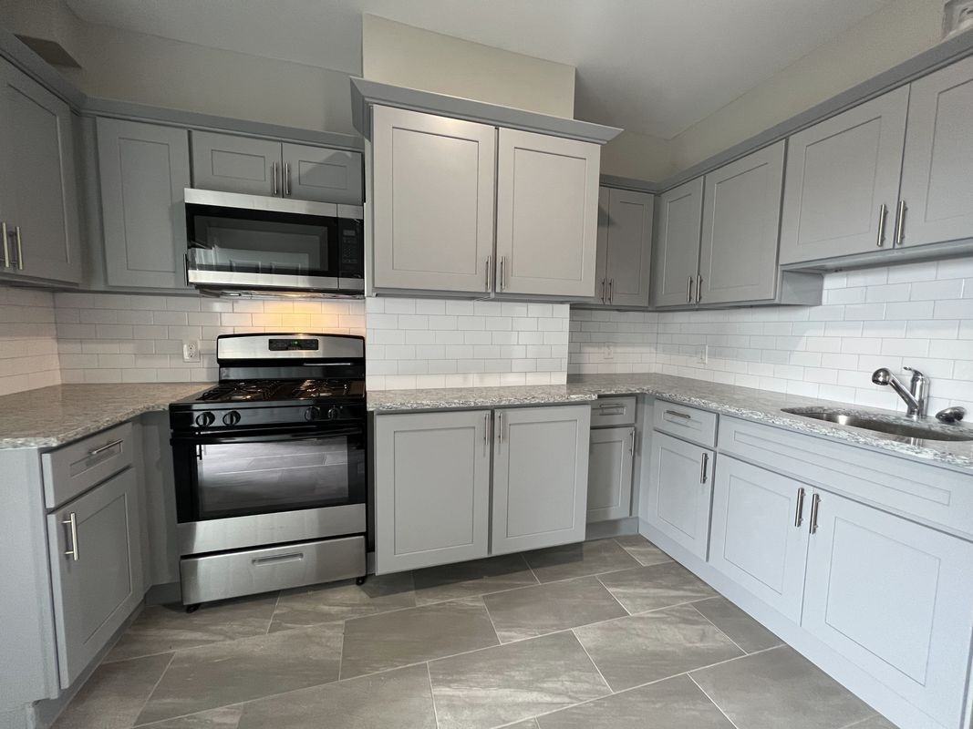 53 Hawkins St ##2 - Photo 3 of 18