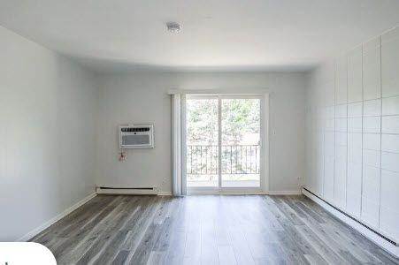 300 Marlene Ct - Photo 3 of 12