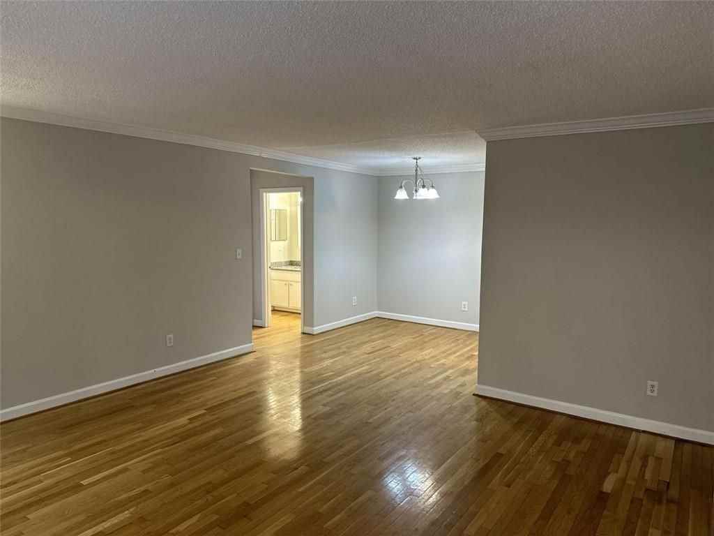 1705 Wingate Way - Photo 4 of 37