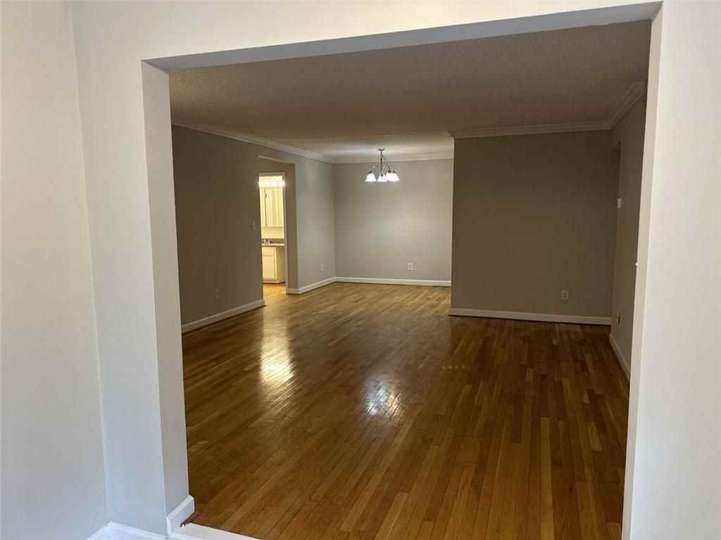 1705 Wingate Way - Photo 7 of 37