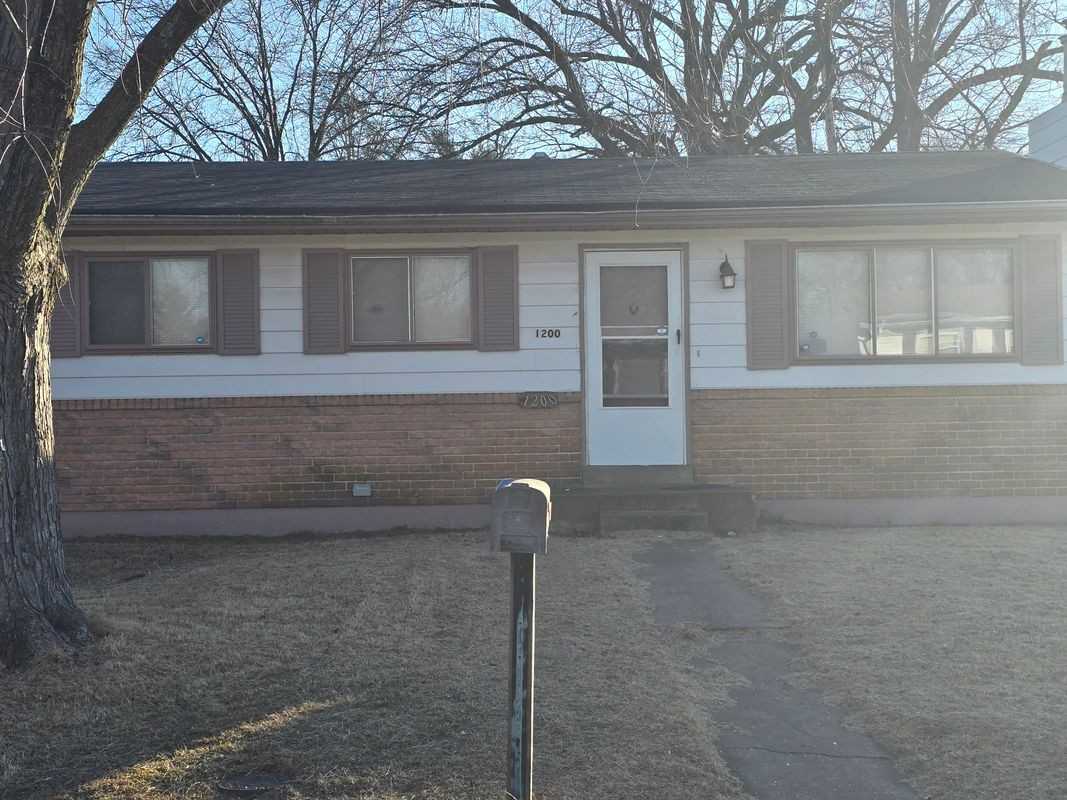 1200 Rhea Ave - Photo 2 of 17