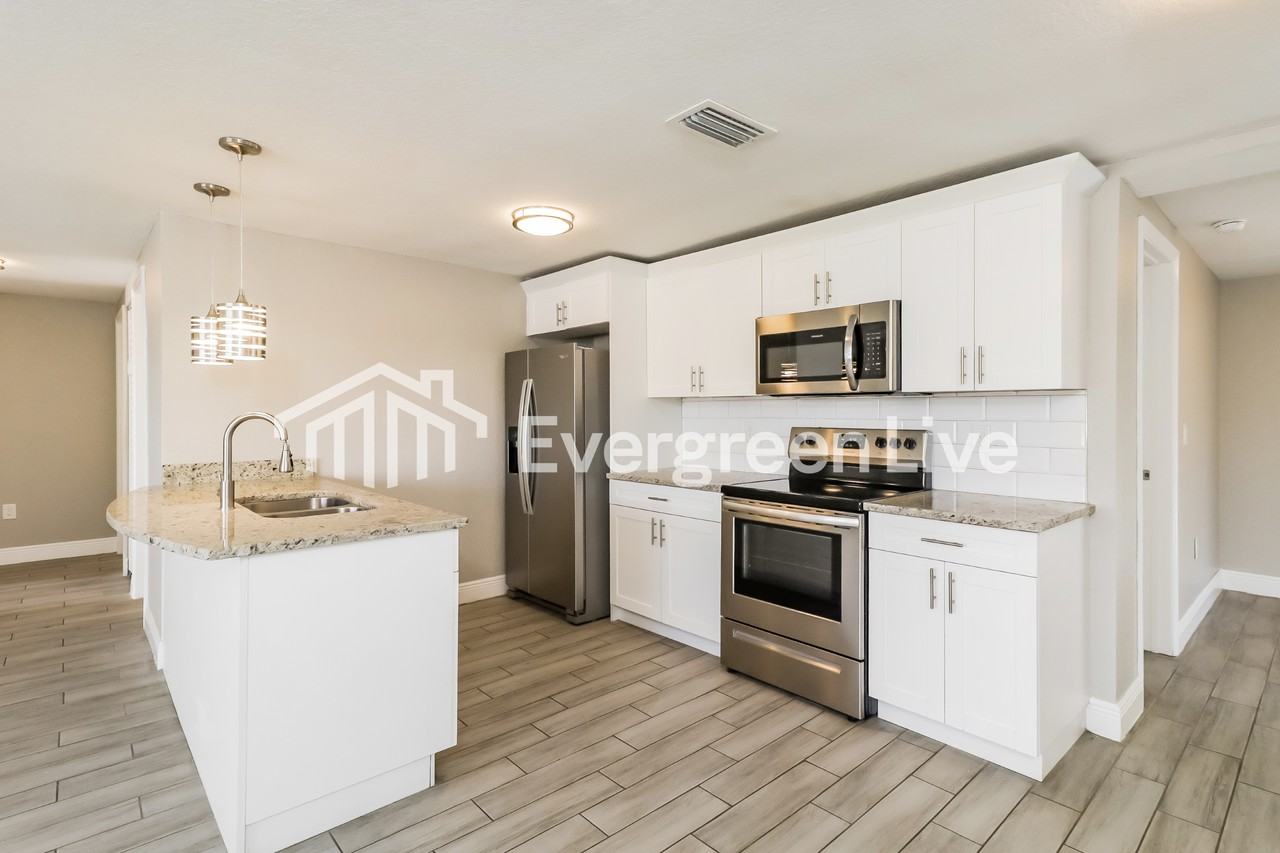 7137 Gulf Highlands Dr - Photo 5 of 15