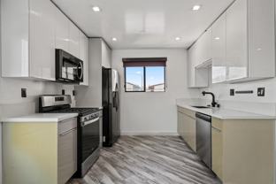 955 Oxford Avenue #9 - Photo 1 of 1