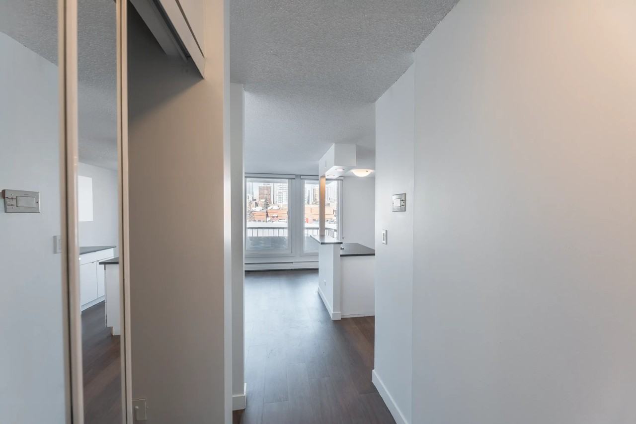 Forest Hills - Photo 5 of 42