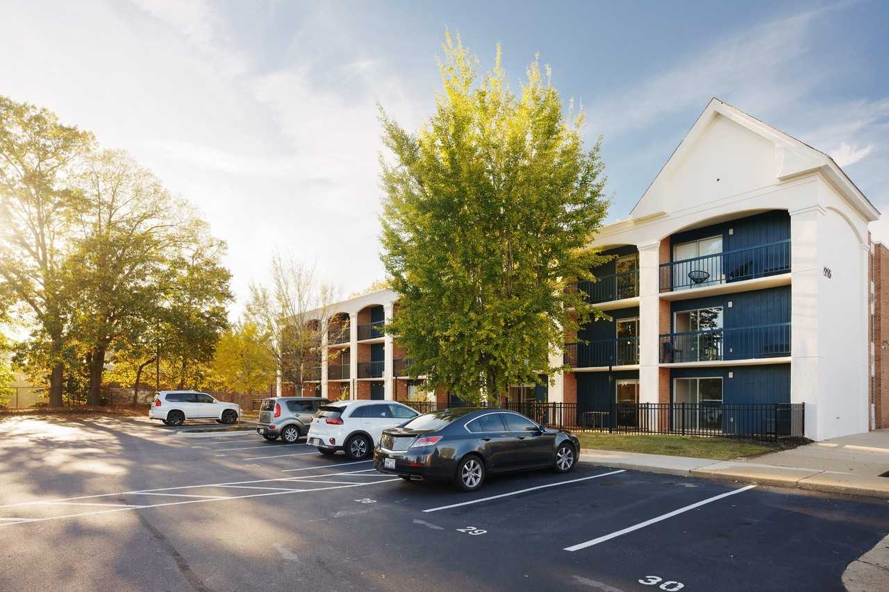 The Harrison Apartments - Photo 6 of 20