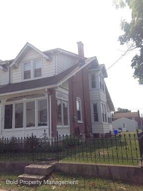 630 Tuckerton Ave - Photo 2 of 12