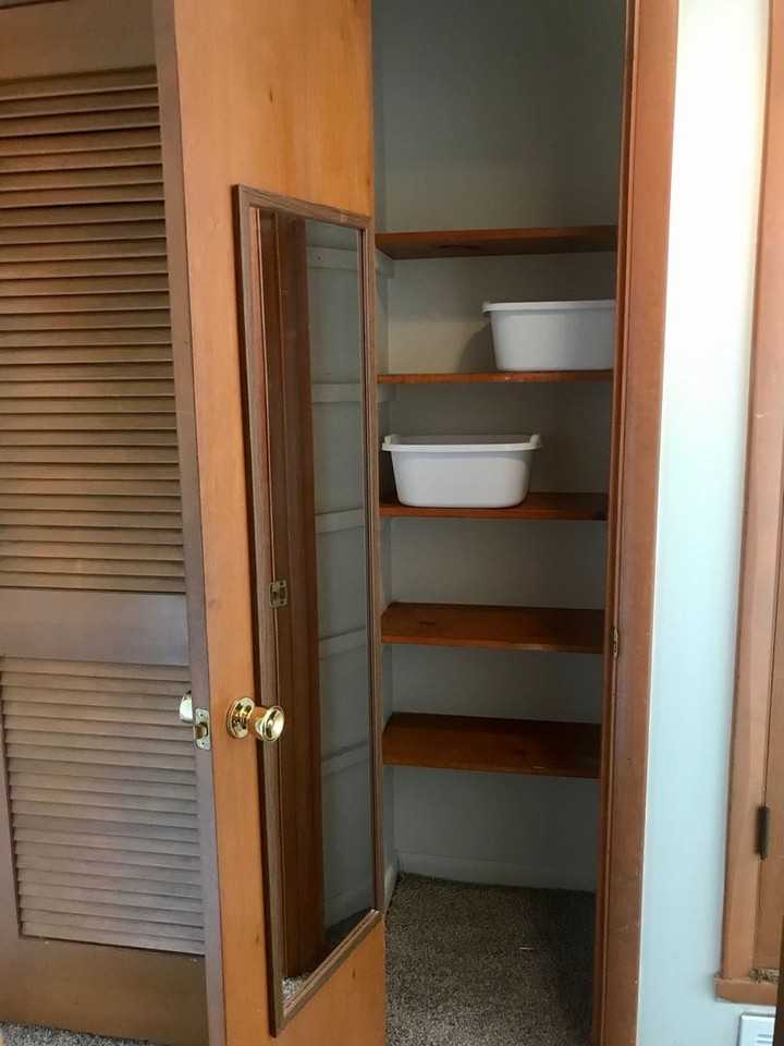 Big Six Corporation - Photo 5 of 10