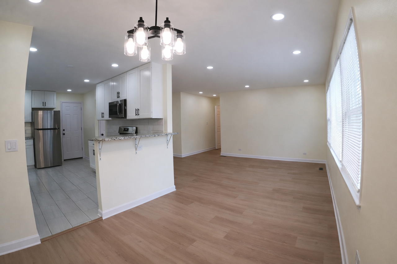 8017 West Churchill Avenue #1 - Photo 3 of 18