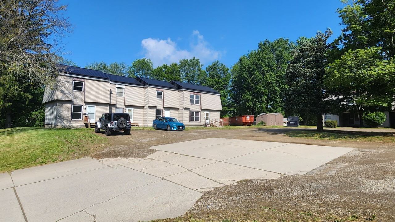 39 Medbury Avenue - Photo 3 of 5