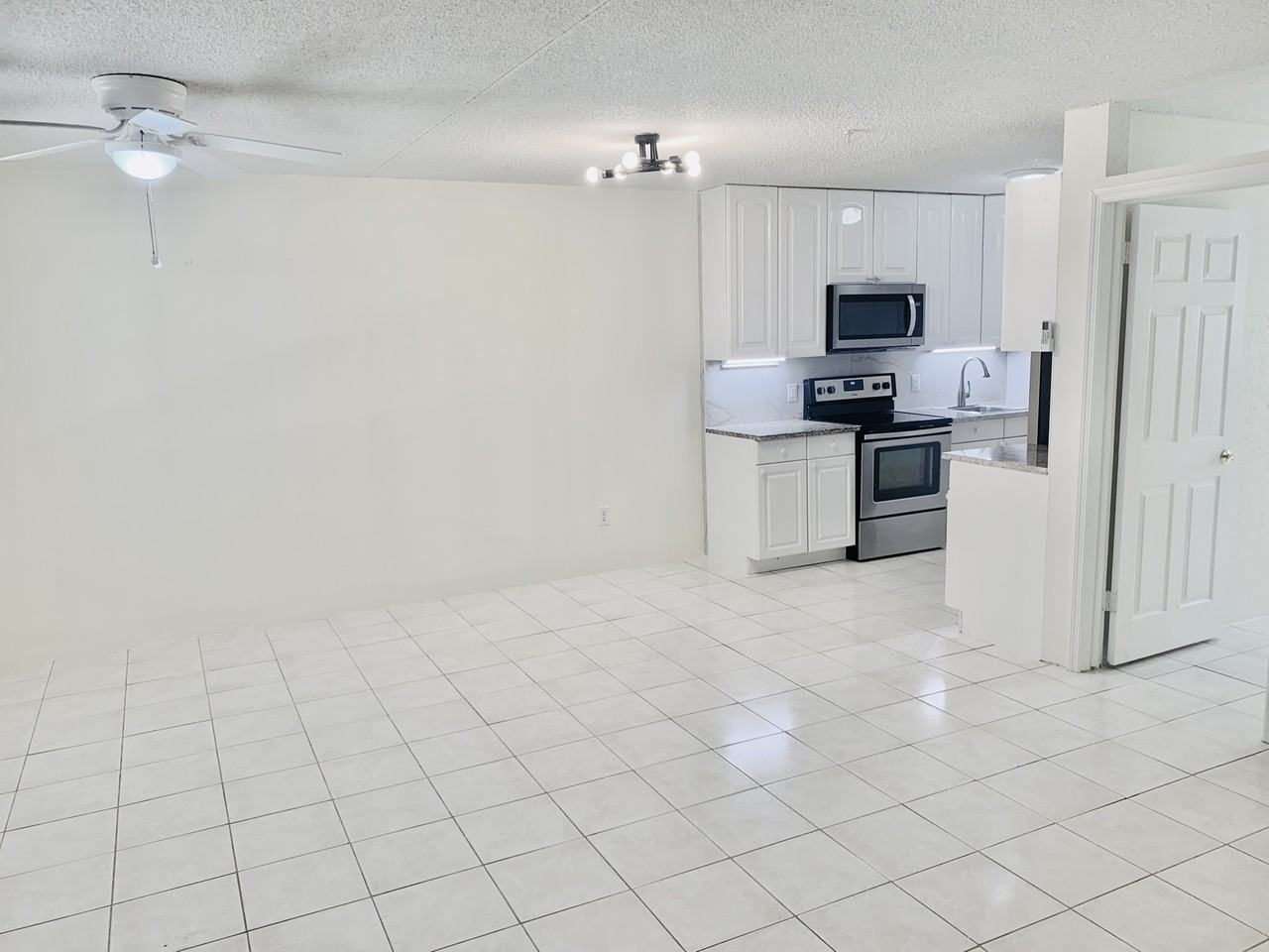 826 Wiggins Pass Rd #214 - Photo 5 of 23