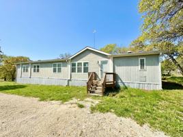 featured image of 105 Encino Torcido