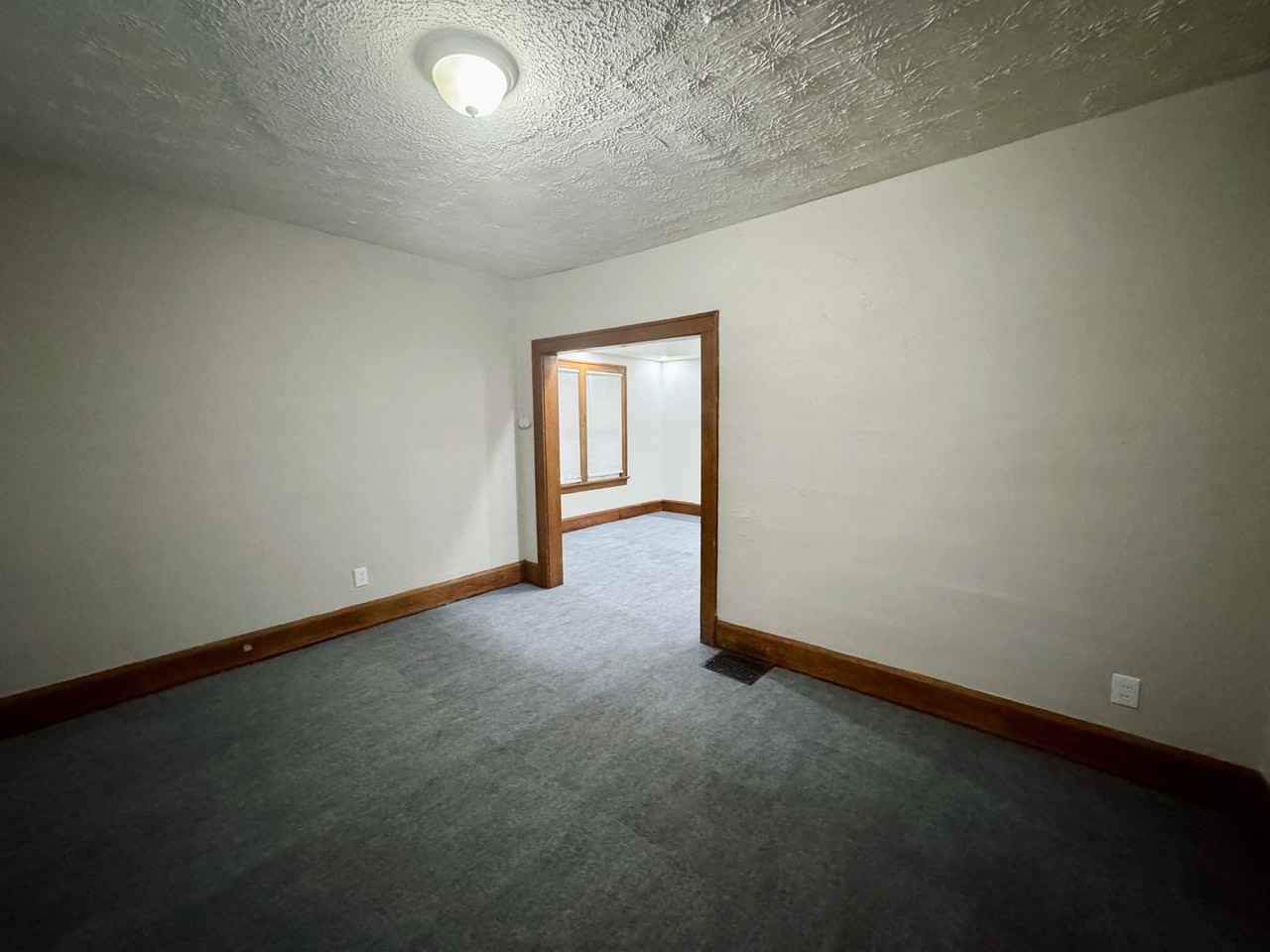 1118 Ardmore Ave Sw #NA - Photo 4 of 12