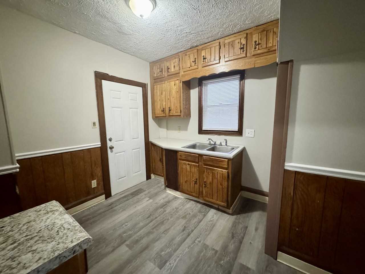 1118 Ardmore Ave Sw #NA - Photo 6 of 12