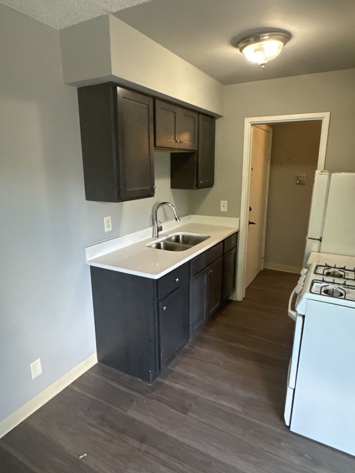 3200 Minnehaha Ave #103 - Photo 4 of 7