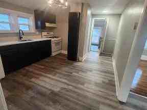 29 Princess Ave #2 - Photo 3 of 10