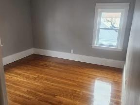 29 Princess Ave #2 - Photo 4 of 10