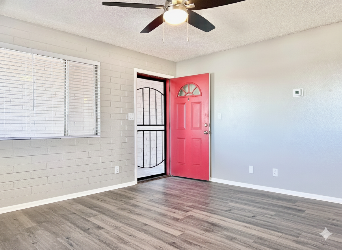 7032 N 76th Ave #2 - Photo 5 of 19