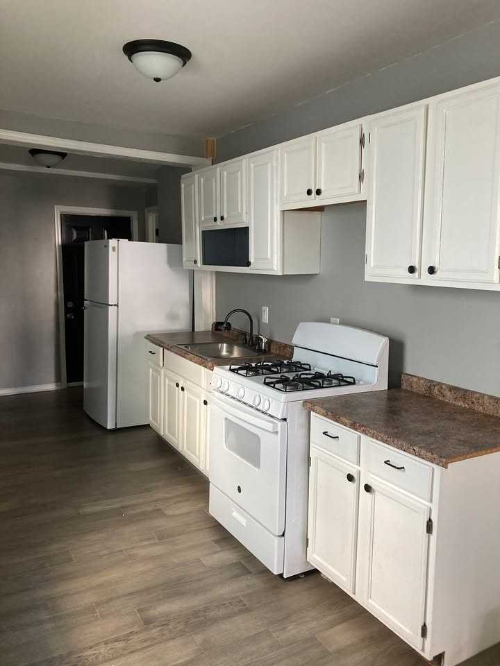 1616 Rugby Road #2 - Photo 4 of 15