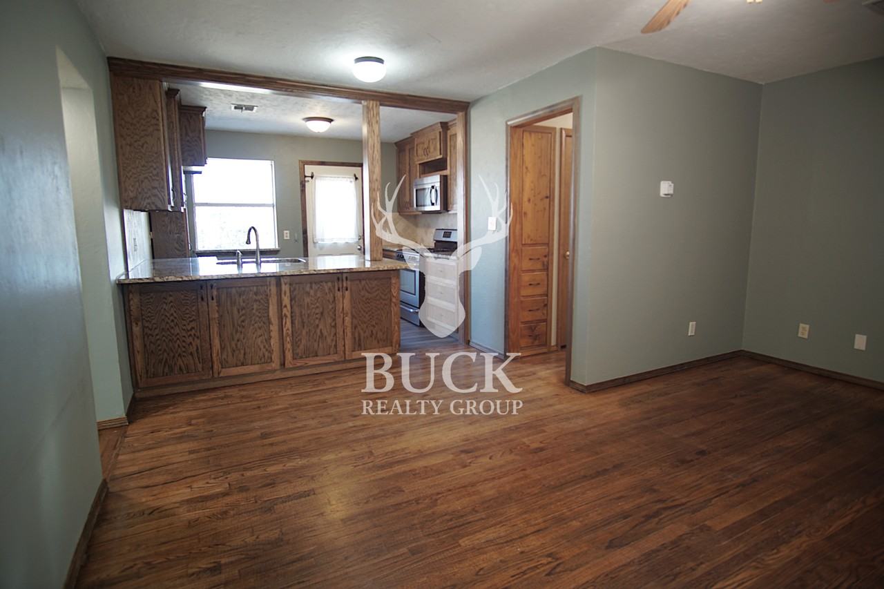 9312 Mahler Pl #NA - Photo 5 of 28