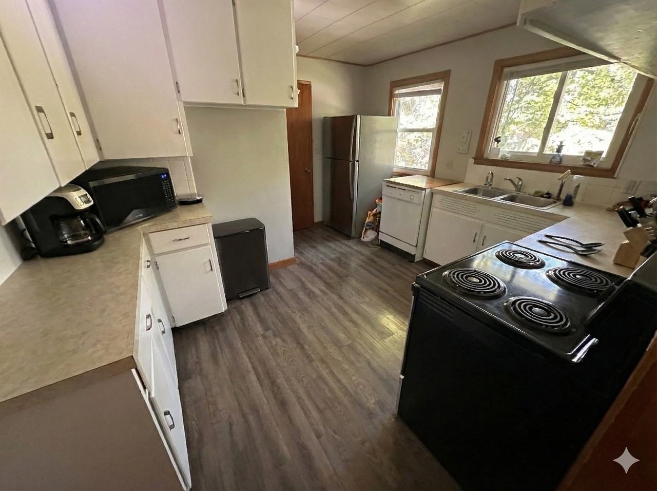 563 Rellim Dr #NA - Photo 3 of 13