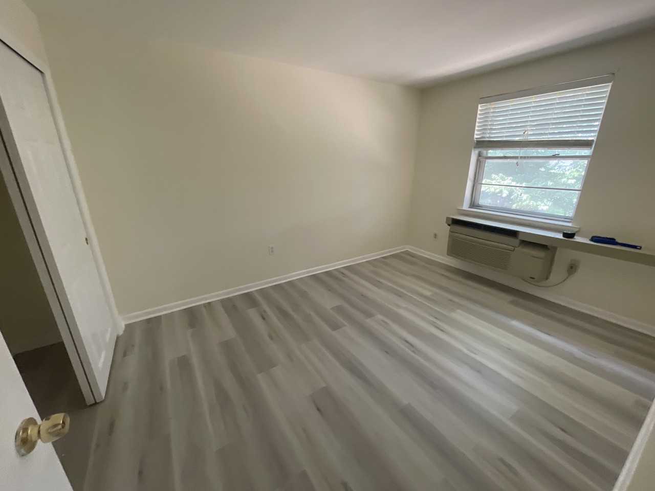 200 Prince Frederick St #S1 - Photo 4 of 10