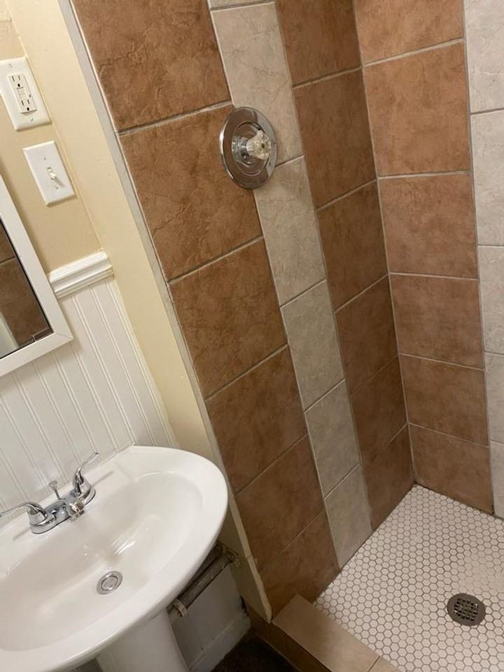 501 S Elm St - Photo 5 of 5