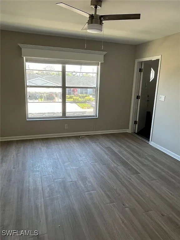 6824 Sandtrap Dr #4 - Photo 4 of 24