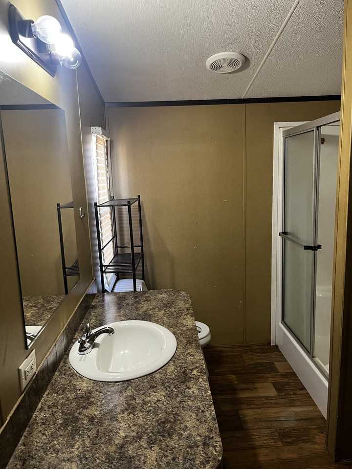 513 N Avenue F #NA - Photo 2 of 9