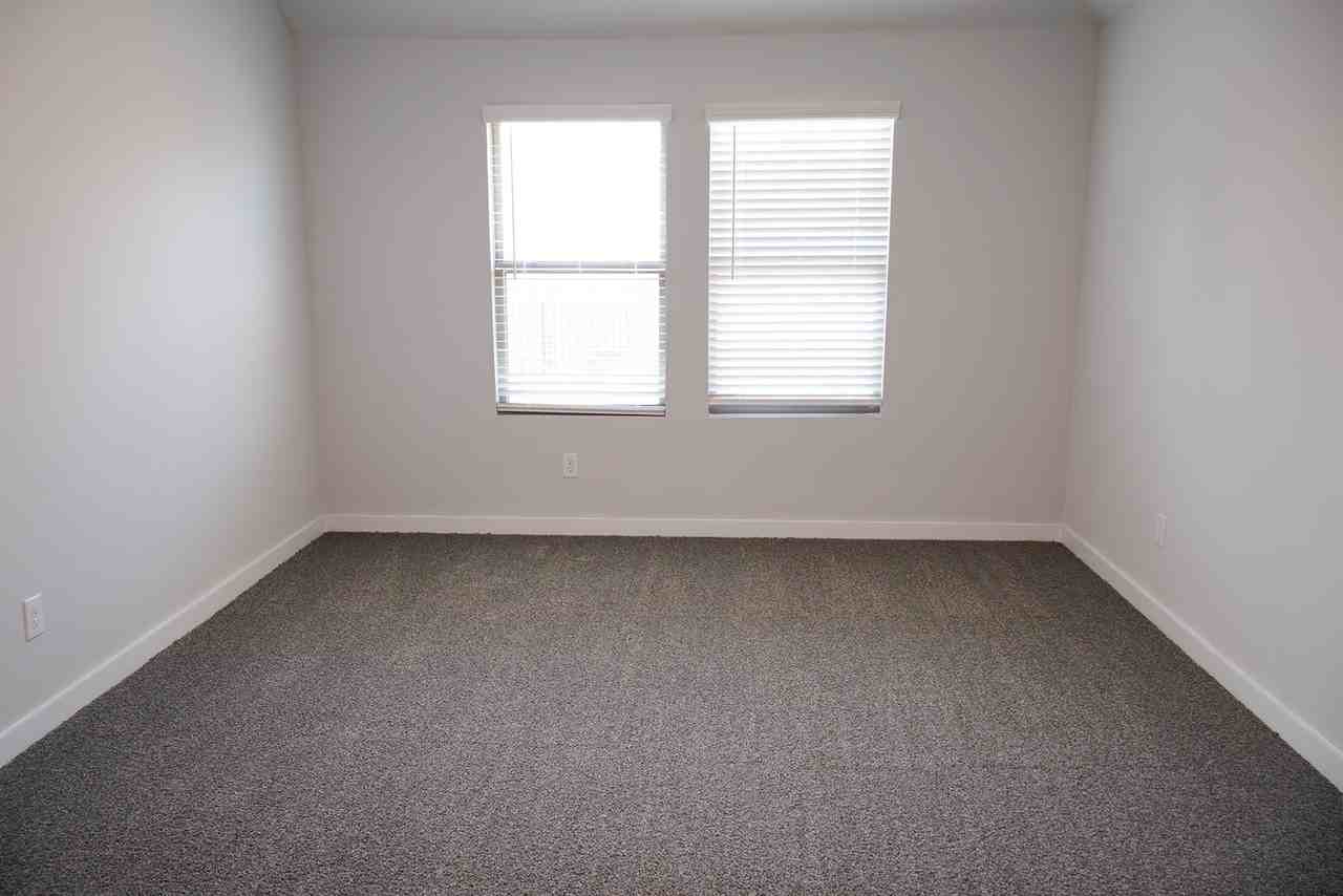 4000 Falcon Dr #NA - Photo 7 of 22