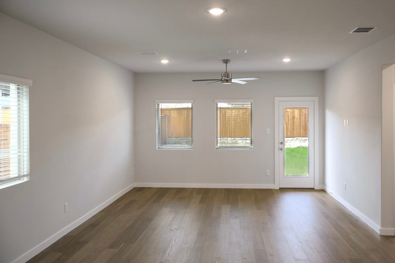 3916 Nasworthy Dr #NA - Photo 2 of 23