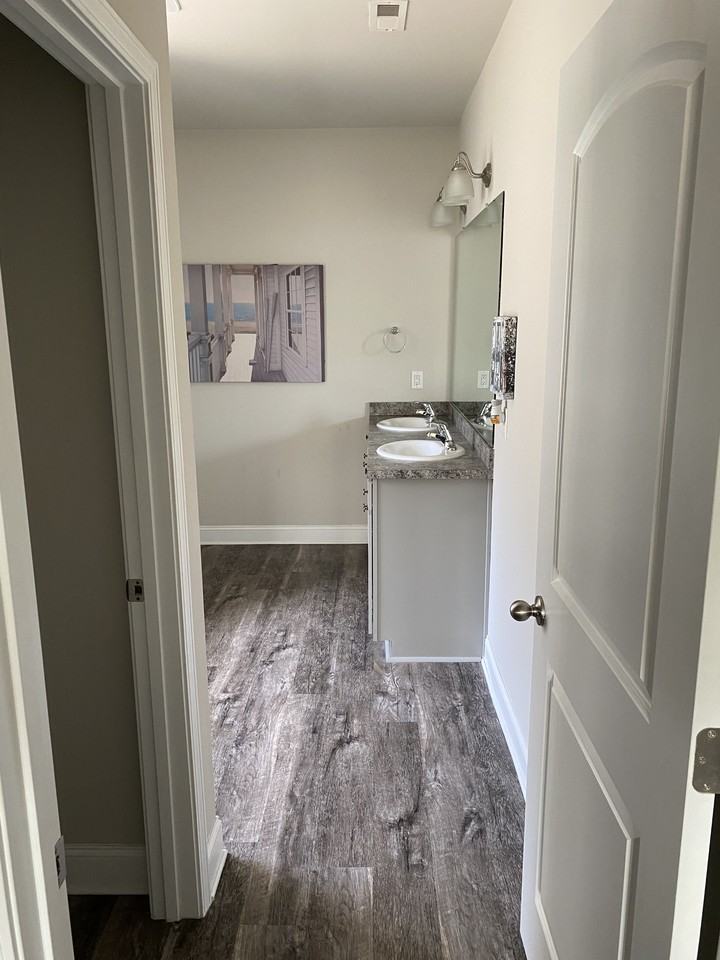 6501 Jacaranda Dr Nw #NA - Photo 2 of 8