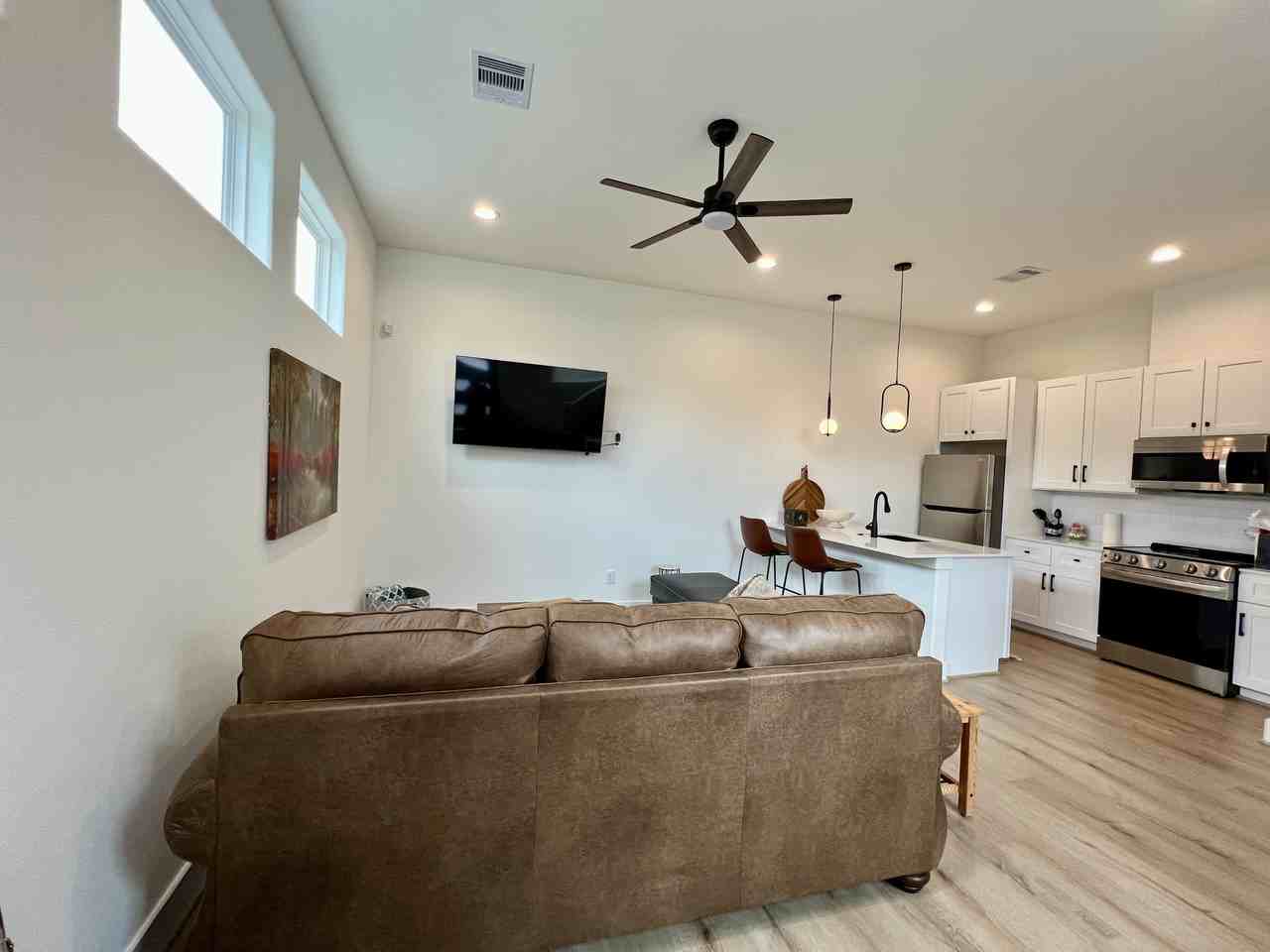 203 Danna Ln #D - Photo 2 of 10